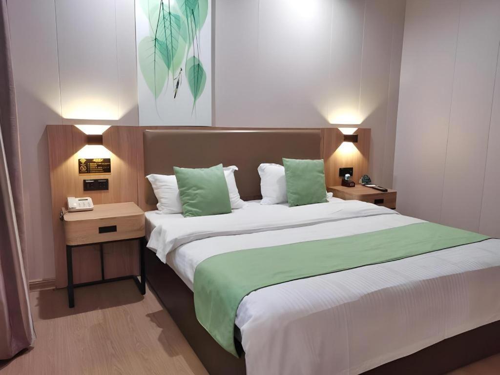 Greentree Inn Jining Yanzhou Jiuzhou Fangyuan Business Hotel Bagian luar foto