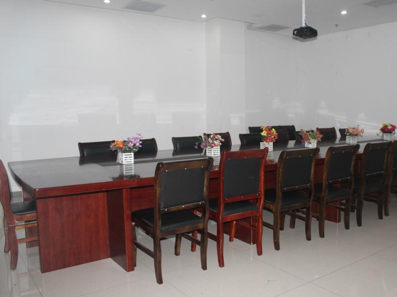 Greentree Inn Jining Yanzhou Jiuzhou Fangyuan Business Hotel Bagian luar foto