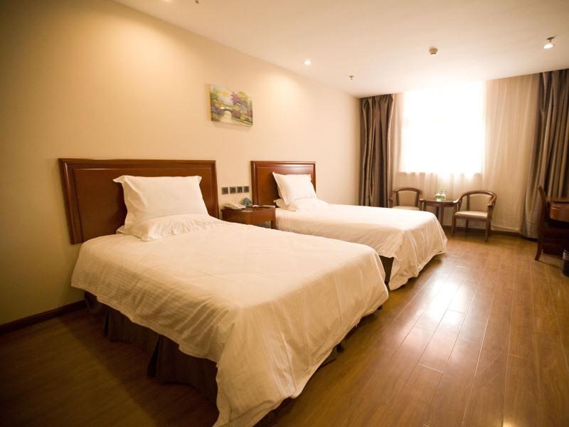 Greentree Inn Jining Yanzhou Jiuzhou Fangyuan Business Hotel Bagian luar foto
